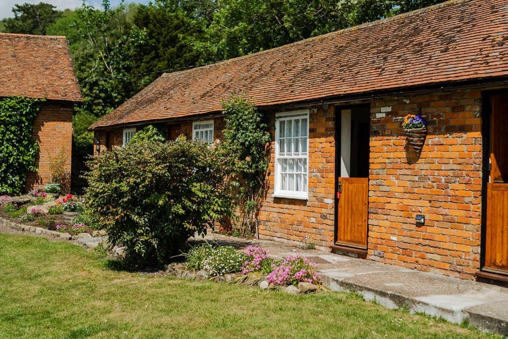 Beachborough Park Folkestone Exterior photo